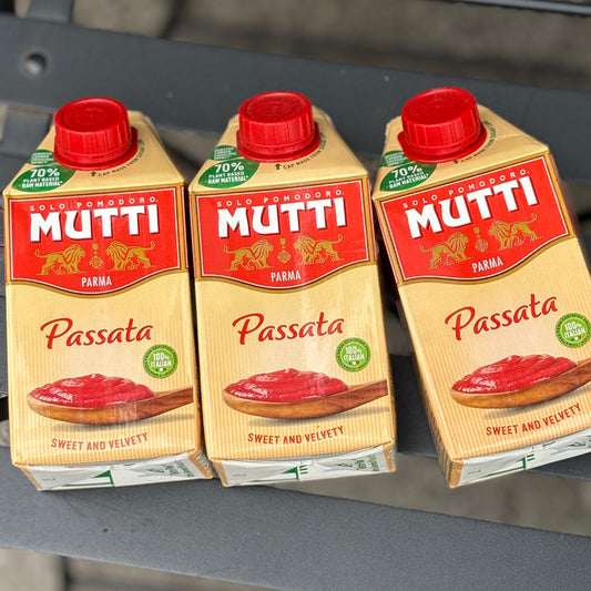 Mutti Tomato Passata